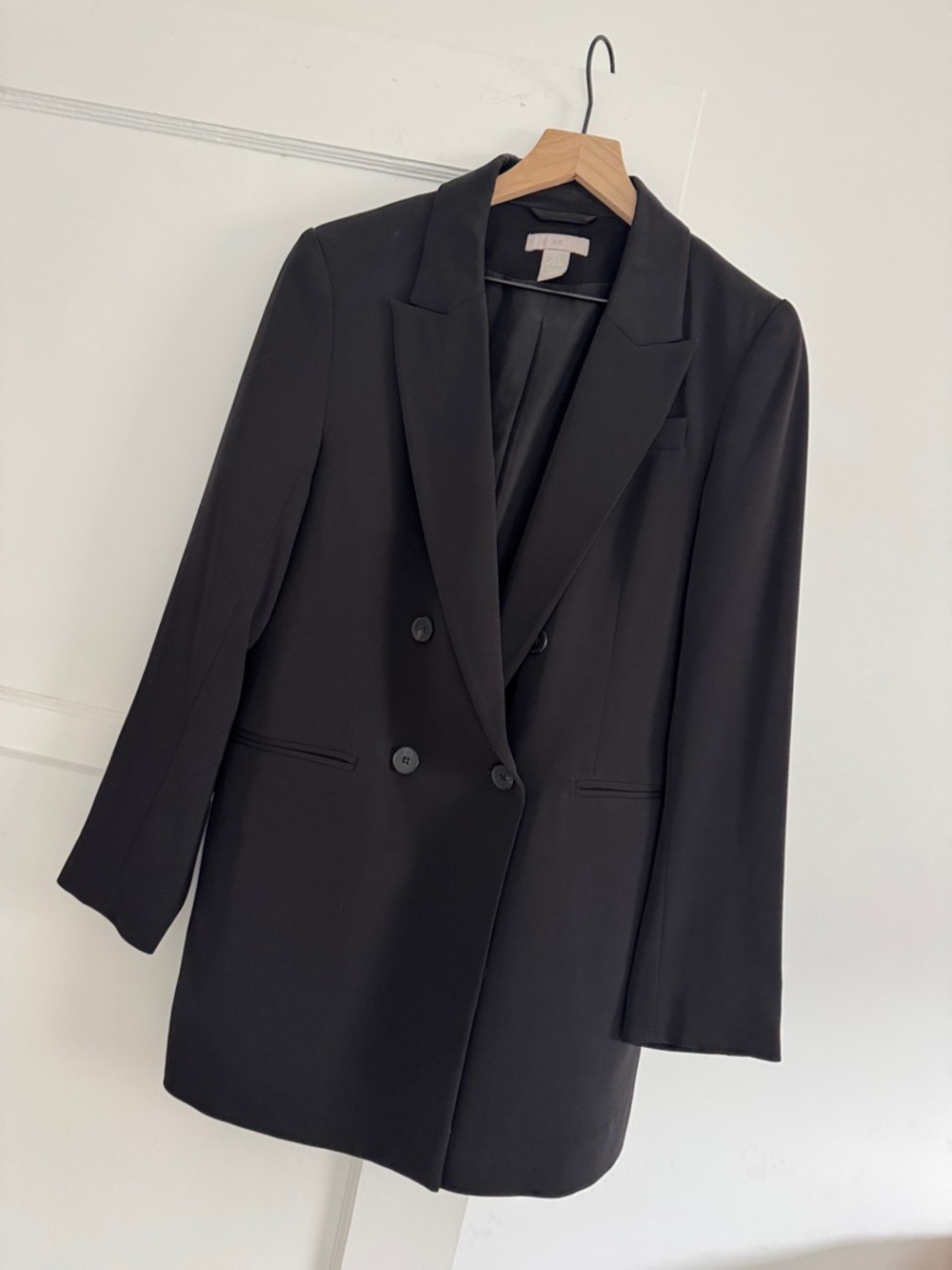 H&M oversized blazer.